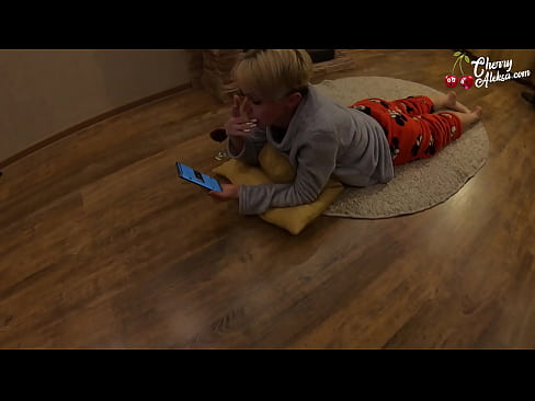 ❤️ Crazy Blonde sucking dick ollmhór sucking agus preabadh ar sé - gnéas anal ❌  Físeán fuck  linn ﹏