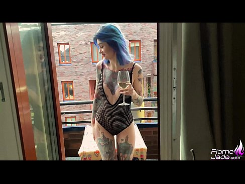 ❤️ Cailín Uafásach Ag Suí le Gulp agus ag Fucking go paiseanta faoin Spéir Oscailte ❌  Físeán fuck  linn ﹏